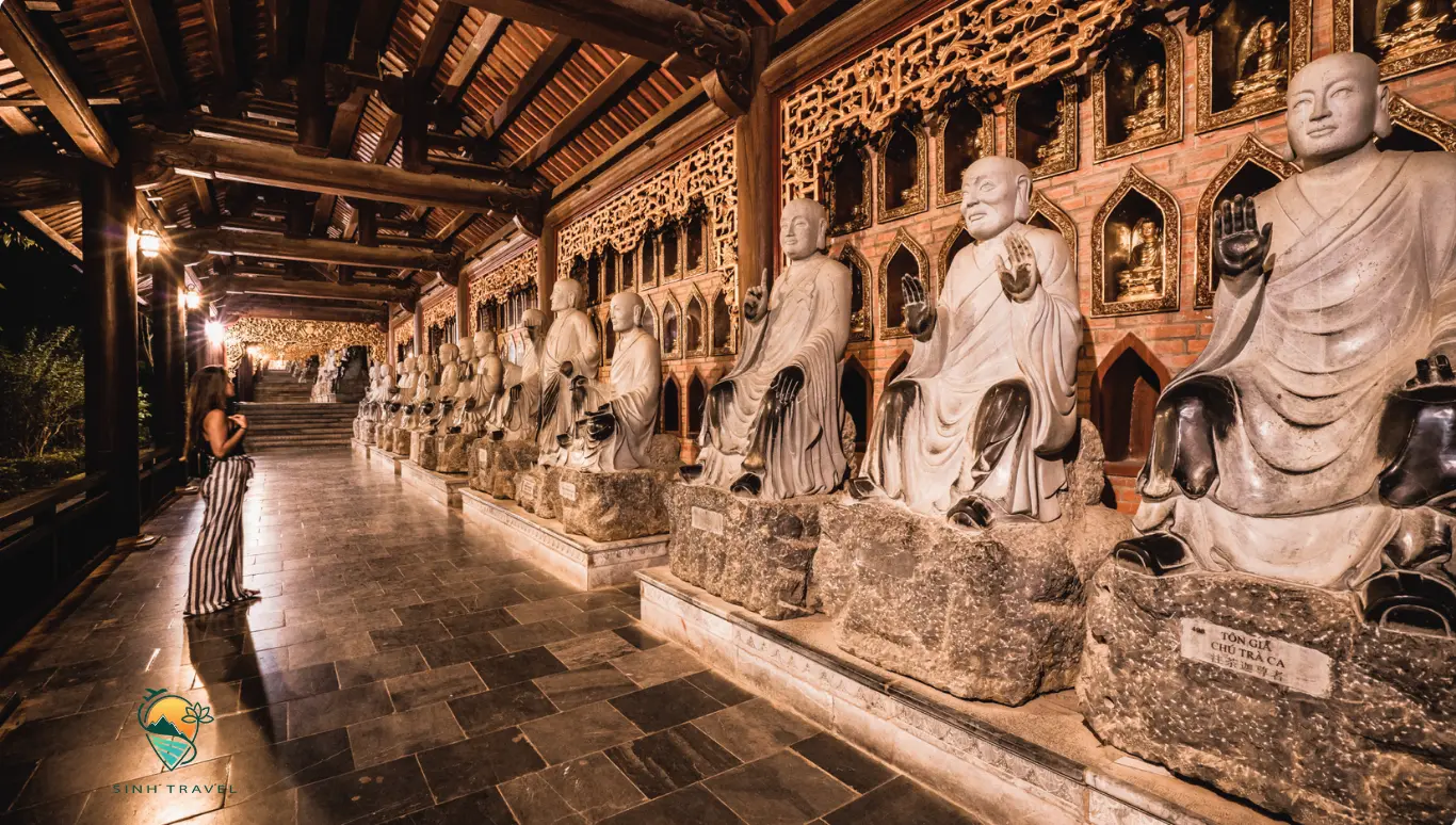 Chi&ecirc;m ngưỡng d&atilde;y h&agrave;nh lang La H&aacute;n